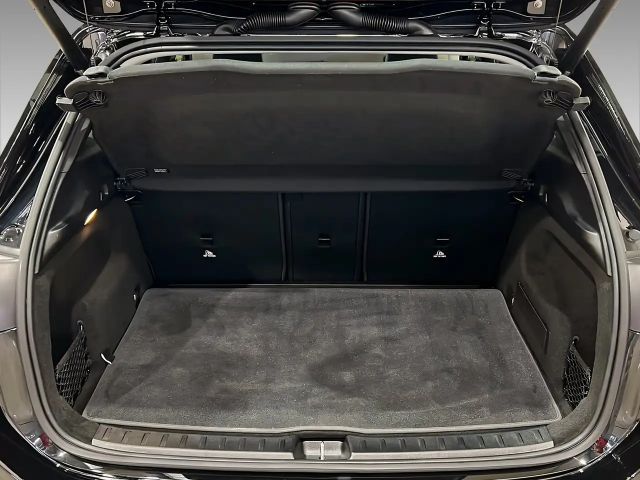 Mercedes-Benz GLA 200 Progressive