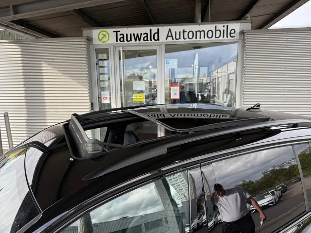 Volkswagen Tiguan 2.0 TSI DSG R-Line