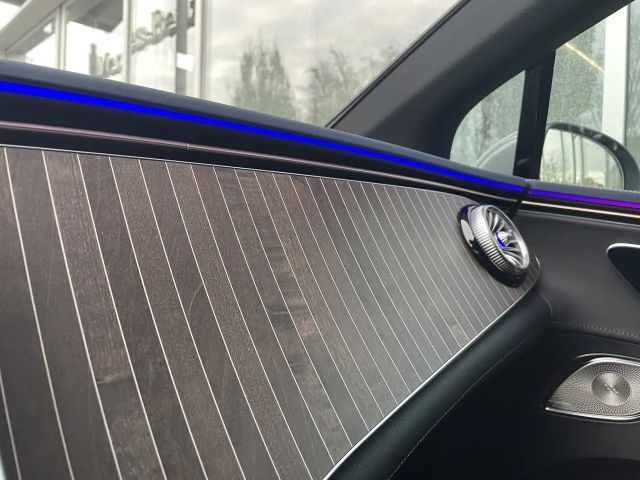 Mercedes-Benz EQE 350 AMG Line Sedan