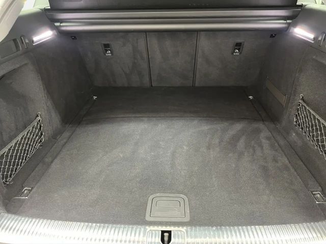 Audi A4 35 TDI S-Line