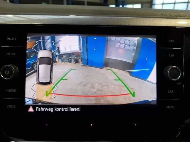 Volkswagen Polo 1.0 TSI DSG Style