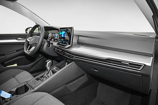 Volkswagen Golf Life Variant