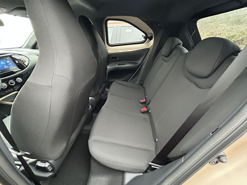 Toyota Aygo X 5-deurs Basis Team D