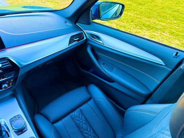 BMW 530 530e M-Sport Sedan xDrive