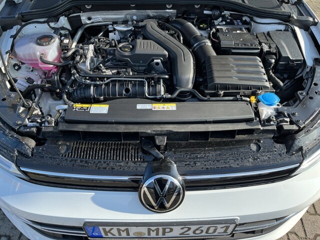 Volkswagen Golf 1.5 eTSI Golf VIII Variant