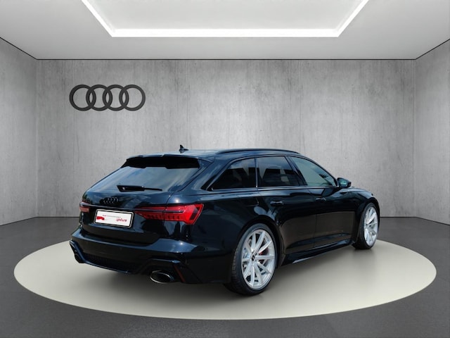 Audi RS6 Avant Quattro