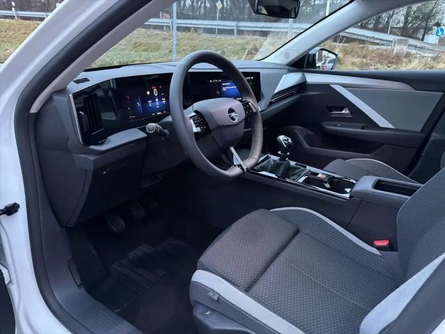 Opel Astra 1.2 Turbo Sports Tourer Turbo