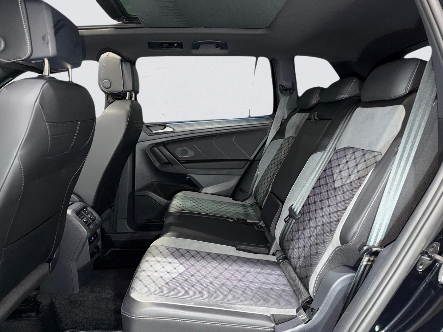 Volkswagen Tiguan Allspace DSG R-Line