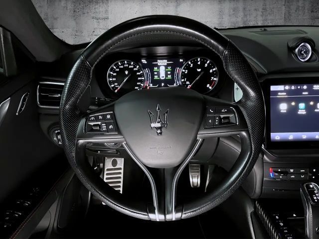 Maserati Ghibli Trofeo