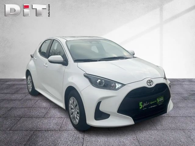 Toyota Yaris Business Hybride