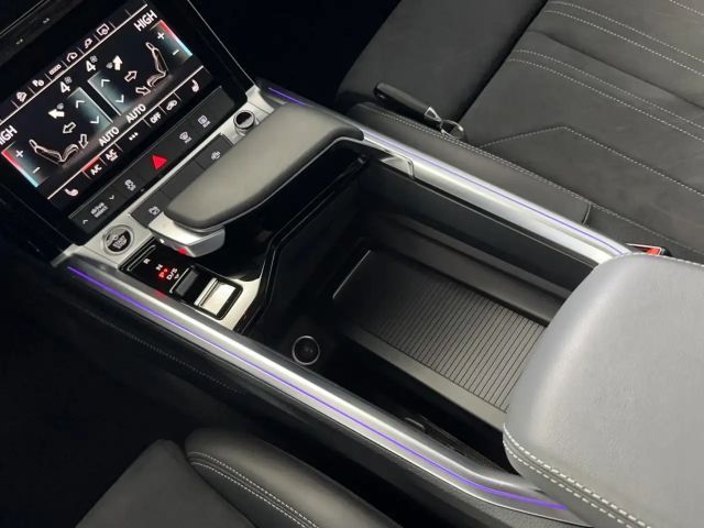 Audi Q8 e-tron 55 Business Quattro
