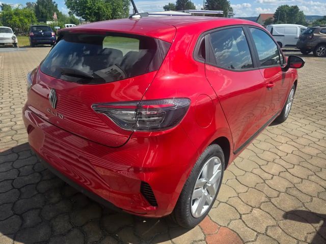 Renault Clio Evolution TCe 100