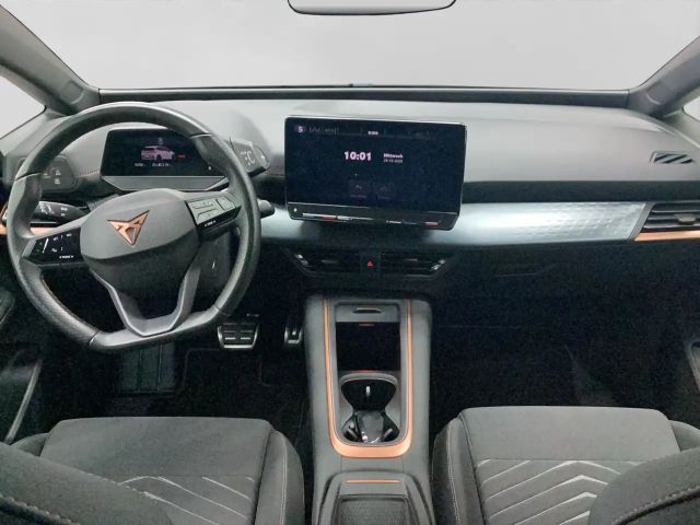 Cupra Born KAMERA W-PUMPE NAVI SITZHZG PILOT-M ACC