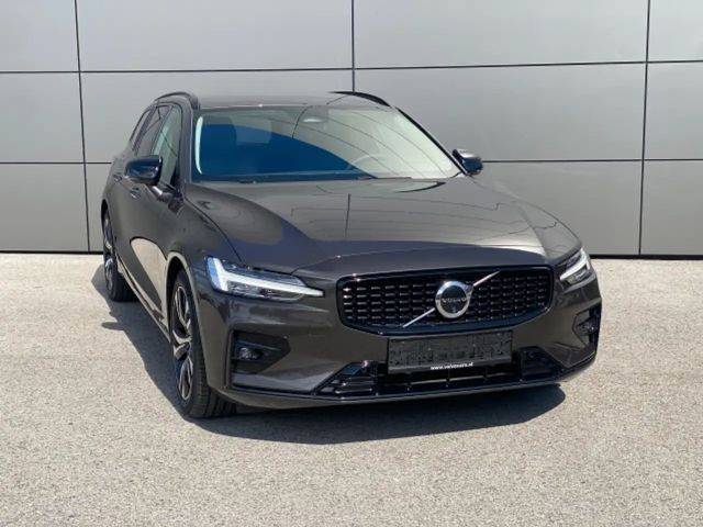 Volvo V60 Core Geartronic