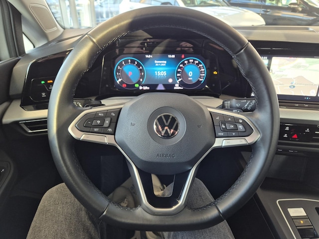 Volkswagen Golf 1.5 eTSI DSG Life Variant