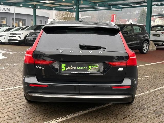 Volvo V60 AWD Core Recharge T6