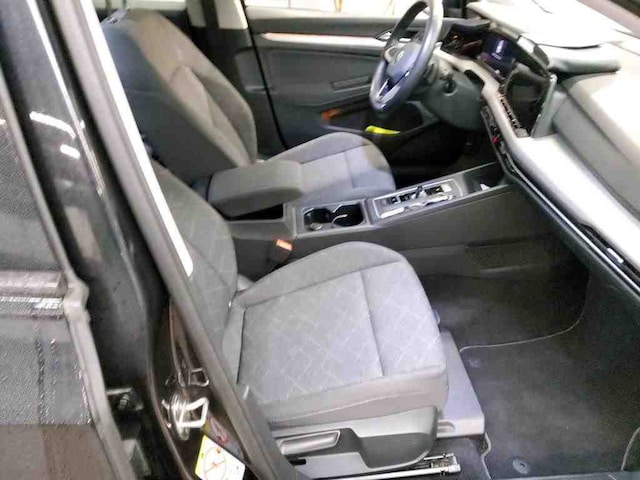 Volkswagen Golf 1.5 eTSI DSG Golf VIII