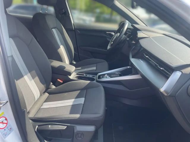 Audi A3 40 TFSI Hybride Sedan