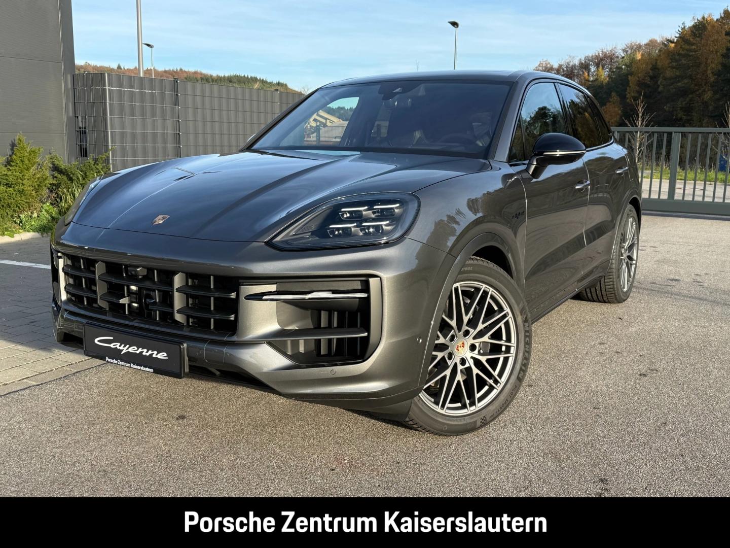 Porsche Cayenne Black Edition E-Hybrid