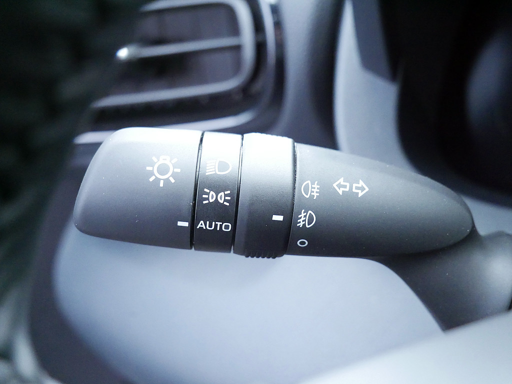 Toyota Yaris Cross 4x2 5-deurs Plus