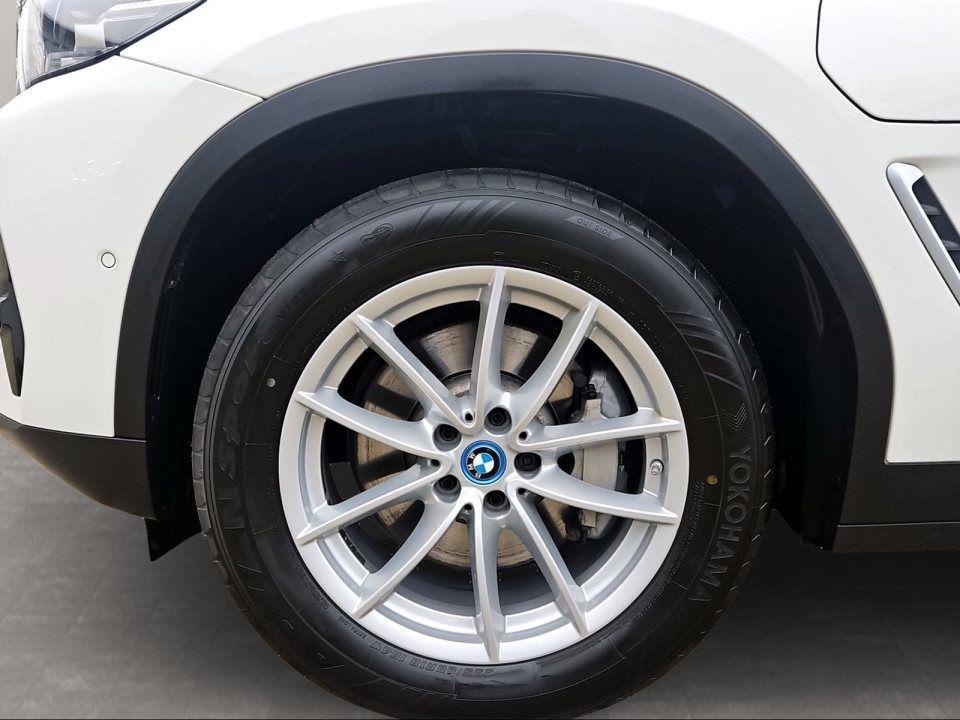 BMW X3 xDrive30e