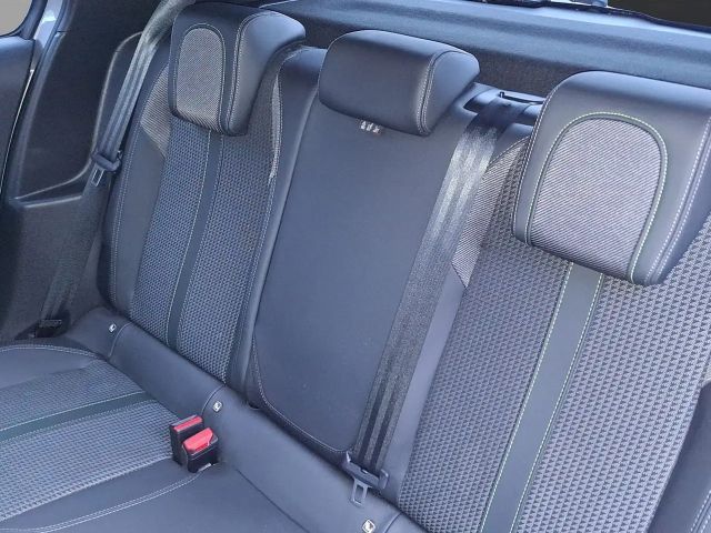 Peugeot 208 EAT8 GT-Line PureTech