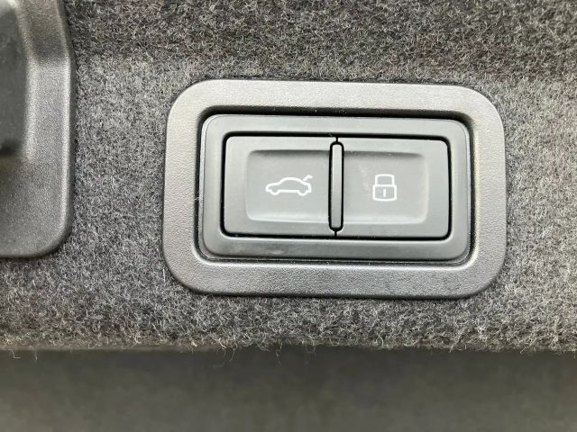 Audi A6 55 TFSI Quattro Sedan Sport