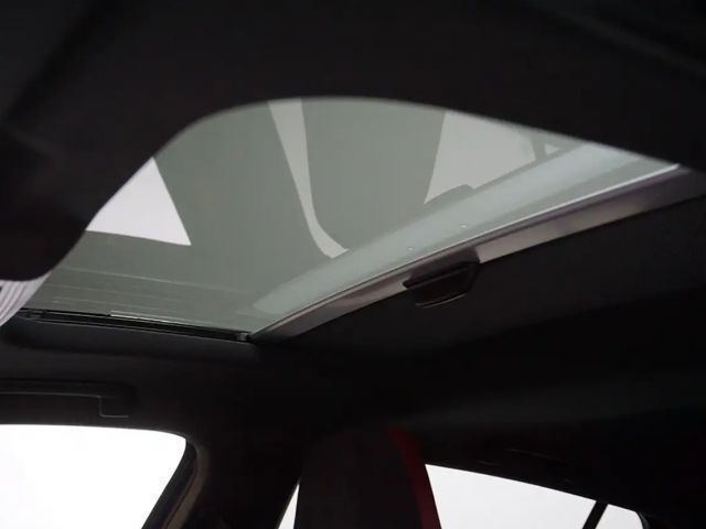 Volkswagen Golf 2.0 TSI DSG GTI