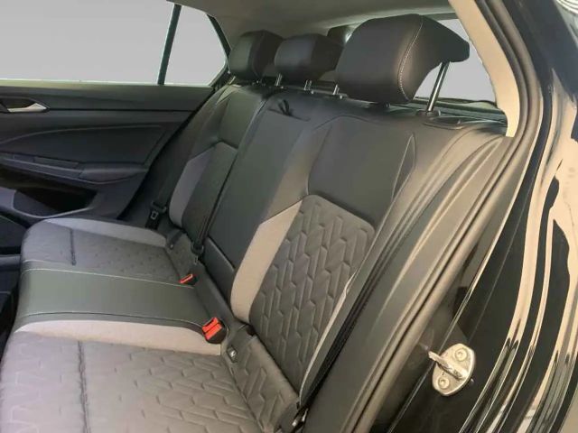 Volkswagen Golf 1.5 eTSI DSG Golf VIII