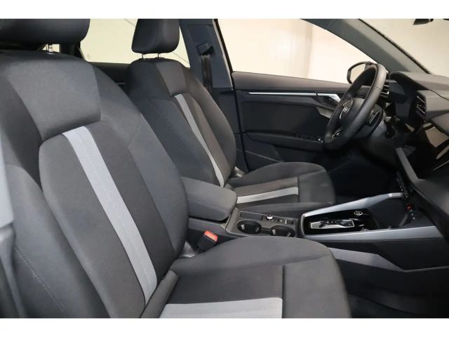 Audi A3 35 TFSI Sedan