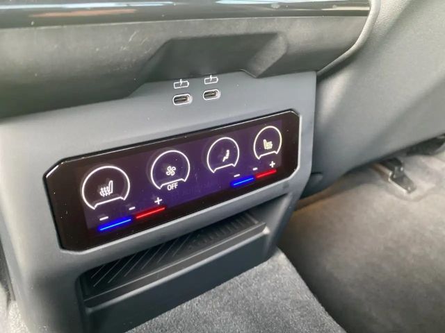 BMW 520 520d M-Sport Sedan