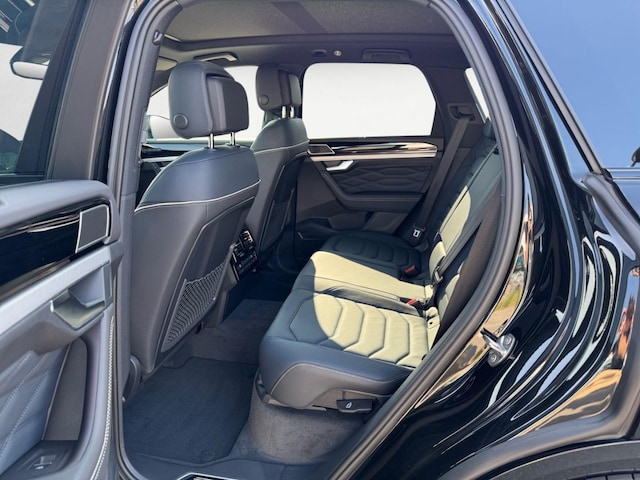 Volkswagen Touareg 4Motion R-Line