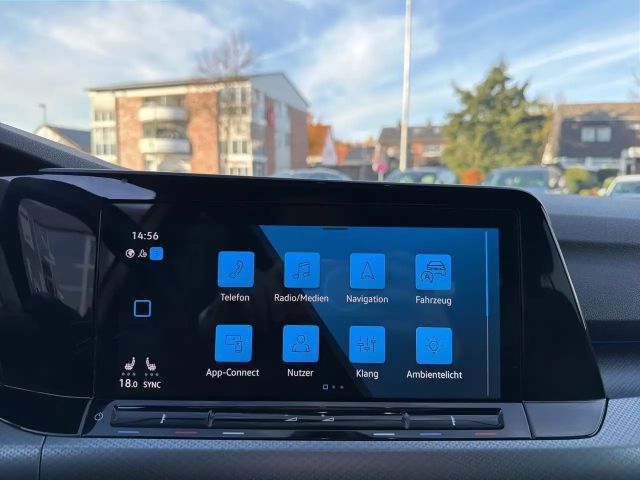 Volkswagen Golf 1.5 TSI Golf VIII IQ.Drive