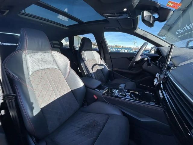Audi A4 45 TFSI Quattro S-Line