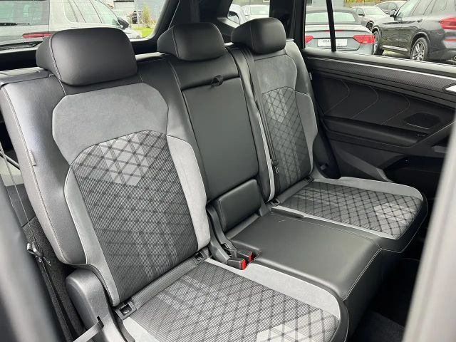 Volkswagen Tiguan 4Motion R-Line