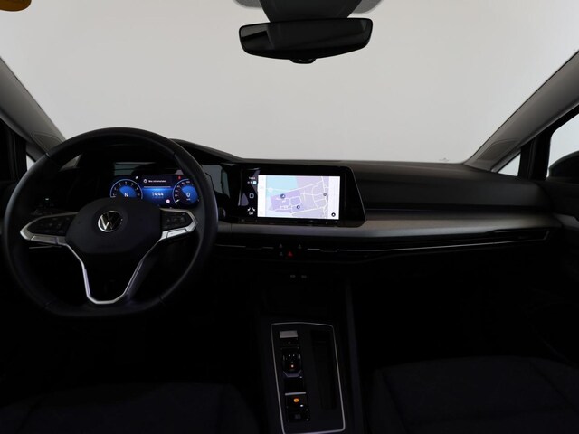 Volkswagen Golf 1.5 eTSI Golf VIII Life