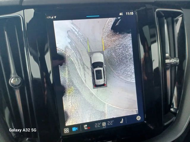 Volvo XC60 B5 AWD°Plus Black Edition°360°Cam°KiSi