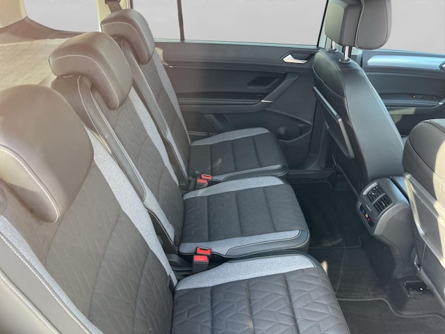 Volkswagen Touran 1.5 TSI 7-zitter DSG R-Line