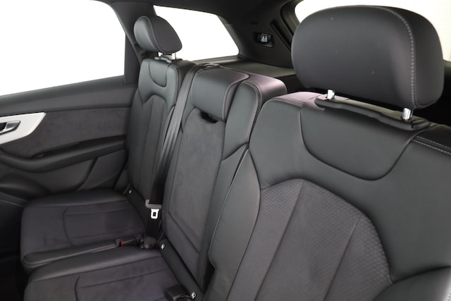 Audi Q7 55 TFSI Quattro S-Line