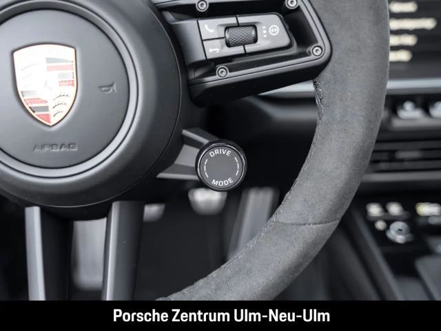 Porsche 992 Cabrio Carrera Turbo