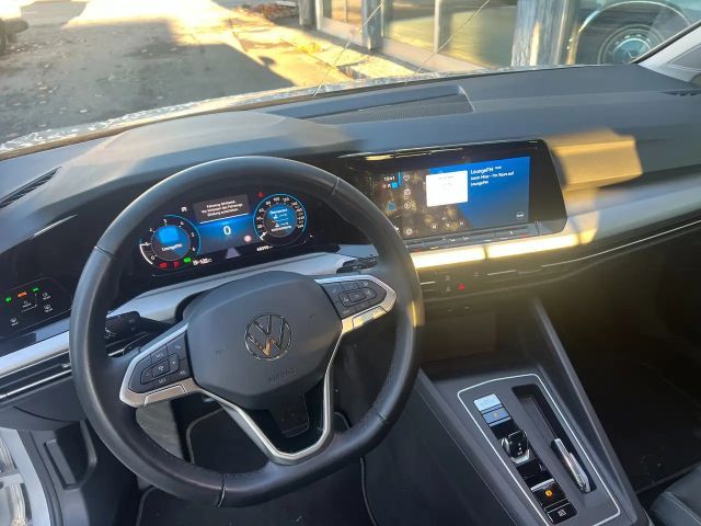 Volkswagen Golf DSG Life Variant