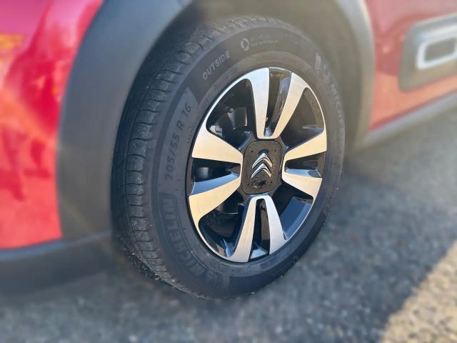 Citroën C3 PureTech Shine