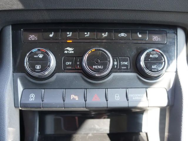 Skoda Karoq Karoq Soleil *SHZ V+H*NAVI*LED*PDC*