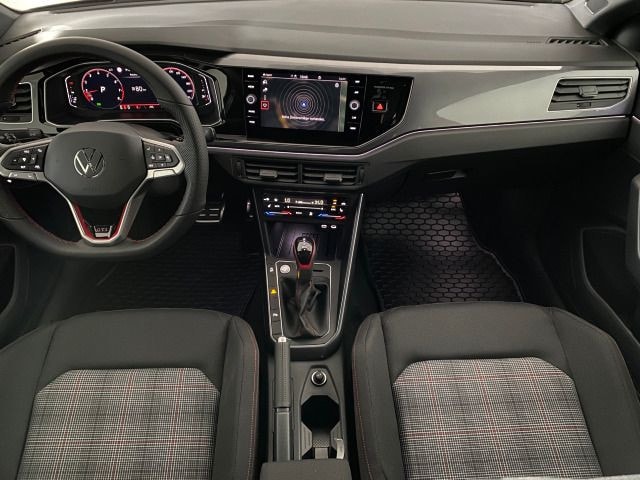 Volkswagen Polo 2.0 TSI DSG GTI