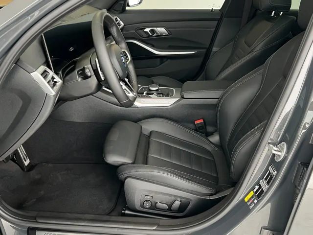 BMW 330 330e xDrive