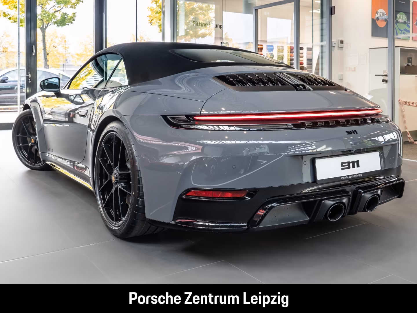 Porsche 911 992 Cabriolet Carrera GTS