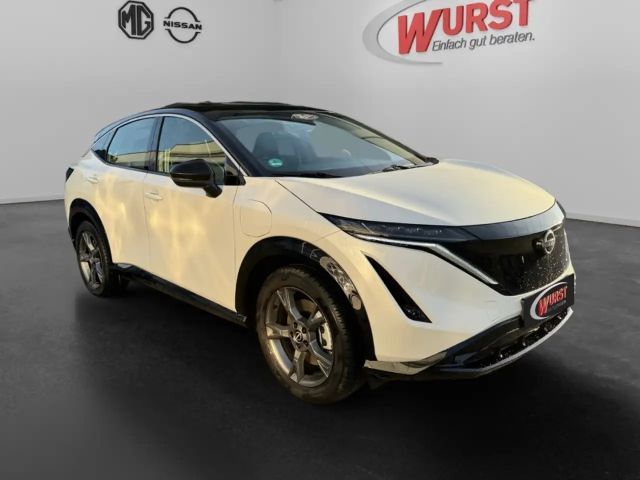 Nissan Ariya 63 kWh 22kW CCS Wärmepumpe Alcantara Kamera SHZ Na