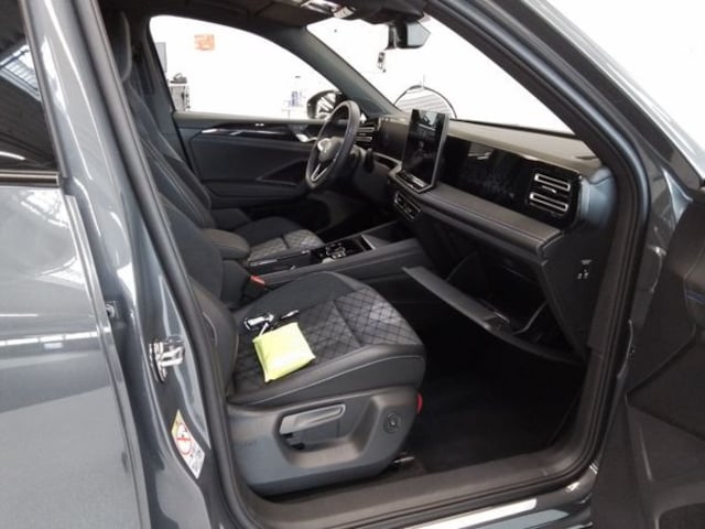 Volkswagen Tiguan 2.0 TDI DSG R-Line Style
