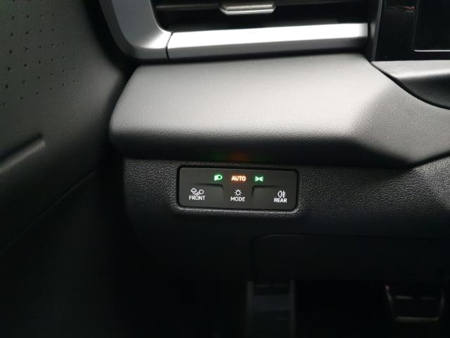 Volkswagen T-Roc 1.5 eTSI DSG R-Line