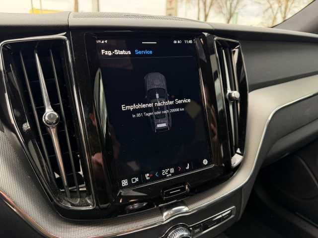 Volvo XC60 AWD Dark Plus